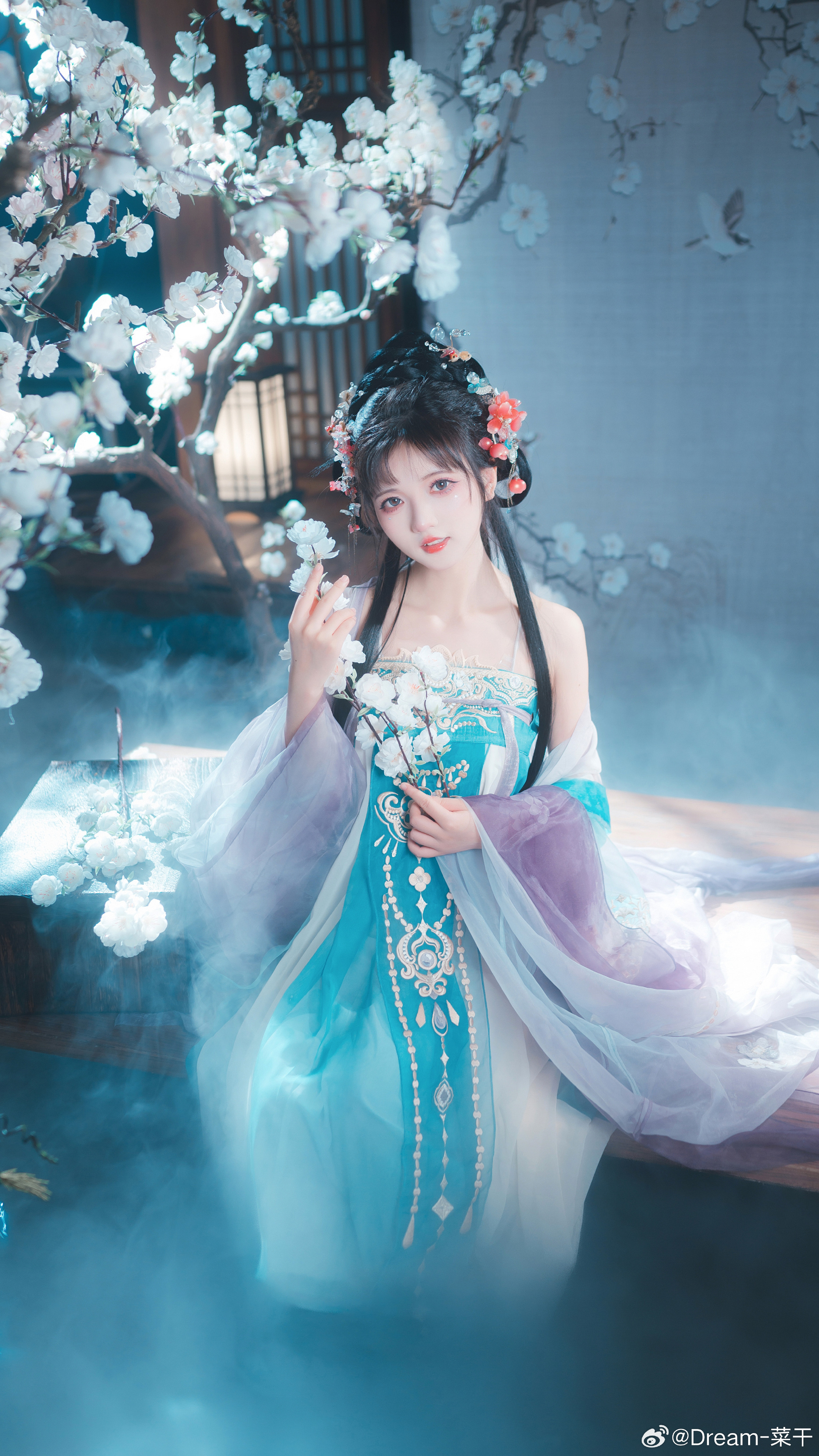 少女写真 汉服 🦋水中花·镜中月@浅九ninth 摄影-第1张