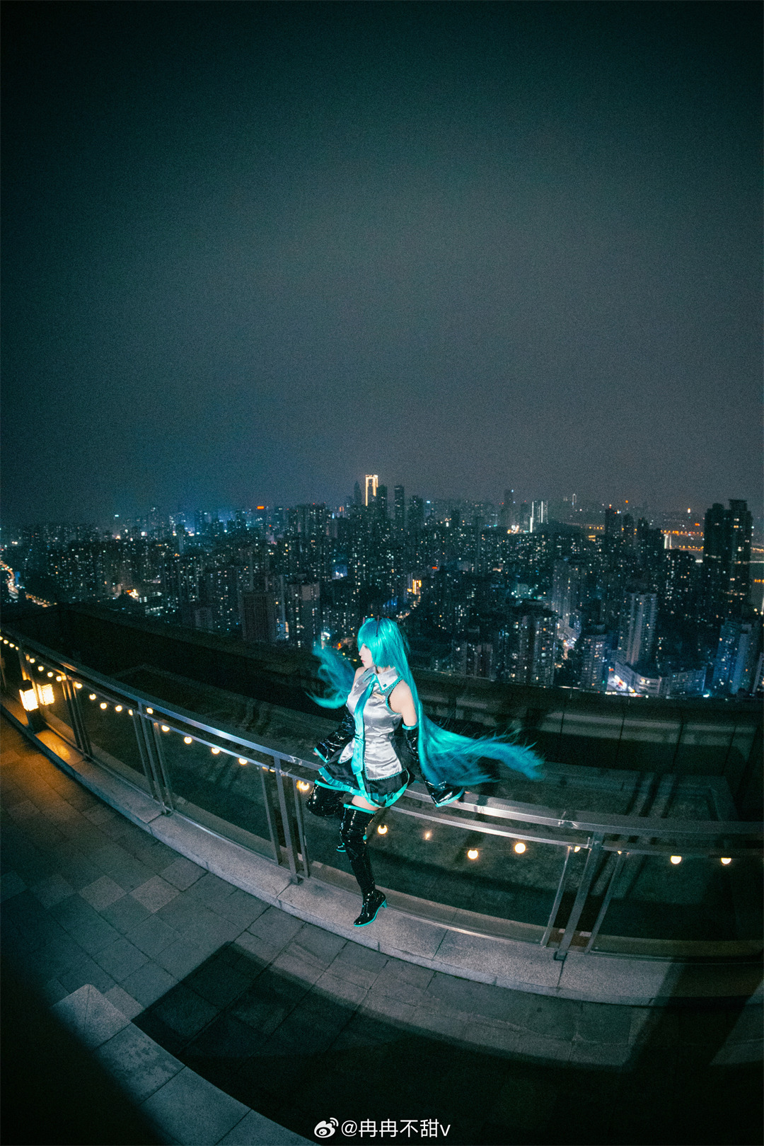 cosplay 从未来传来的最初之声🎵 世界第一公主殿下——初音未来！@冉冉不甜v COSPLAY-第10张