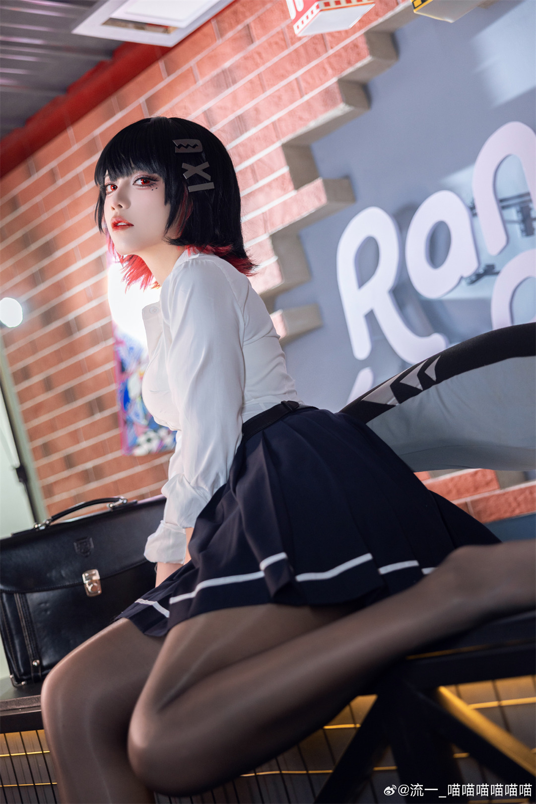 COSPLAY 绝区零 艾莲鲨疯@流一_喵喵喵喵喵喵 COSPLAY-第1张